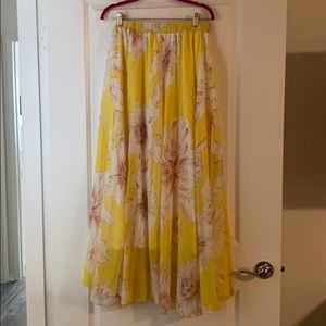 Flowy yellow floral skirt